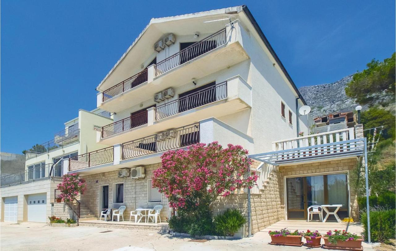Cozy Apartment In Lokva Rogoznica With Wifi Екстер'єр фото